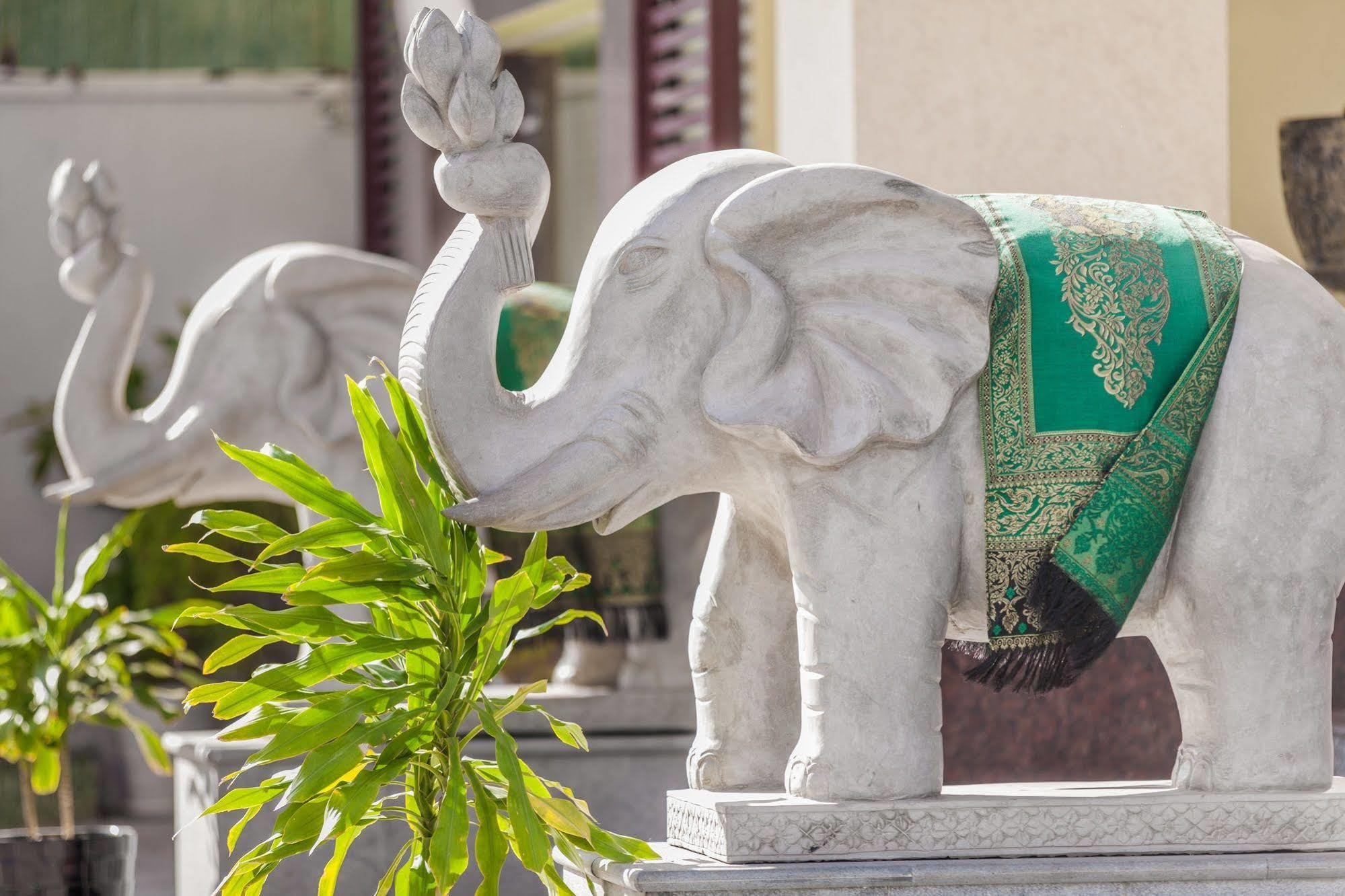 Green Palace Hotel Phnom Penh Dış mekan fotoğraf