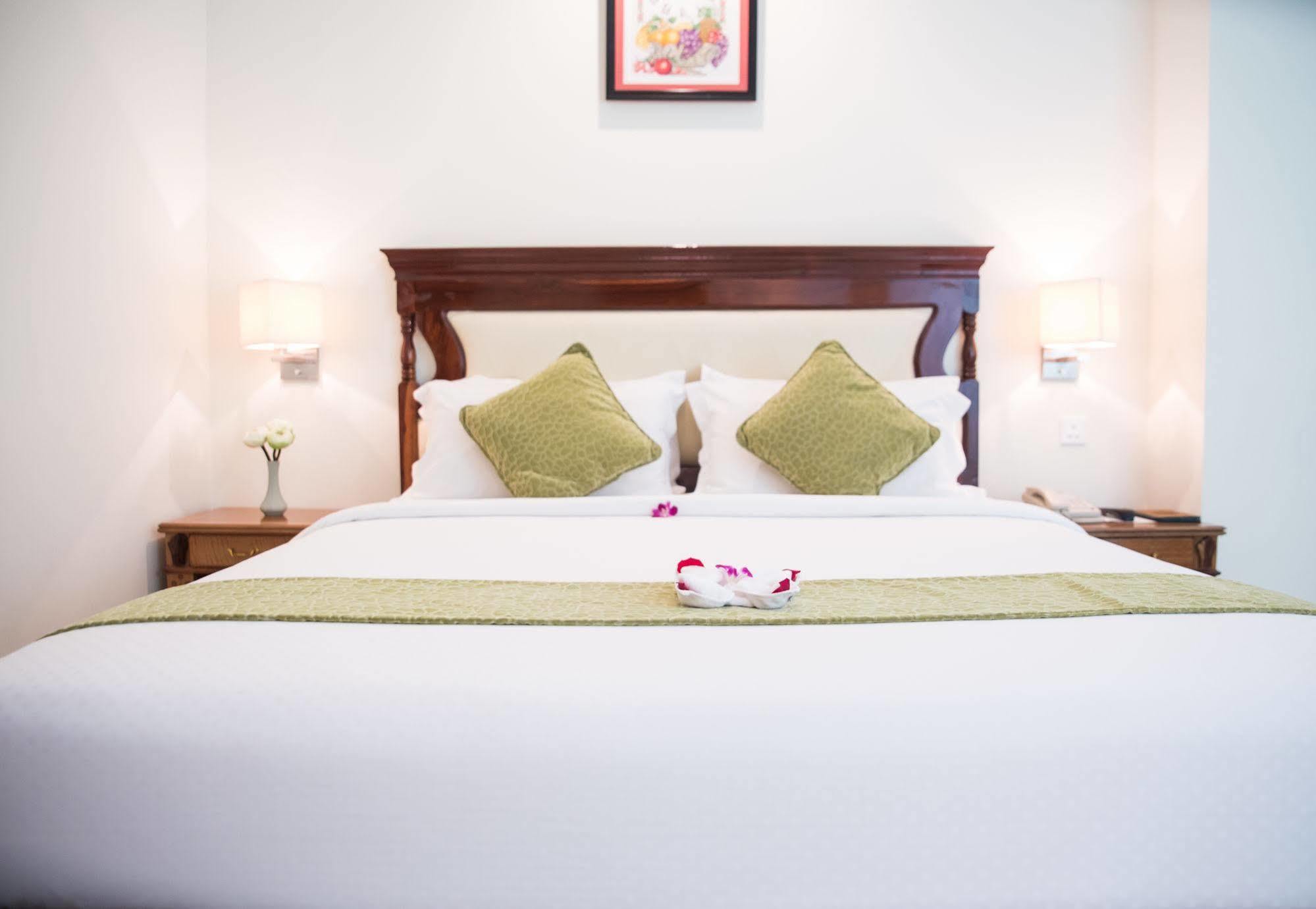 Green Palace Hotel Phnom Penh Dış mekan fotoğraf
