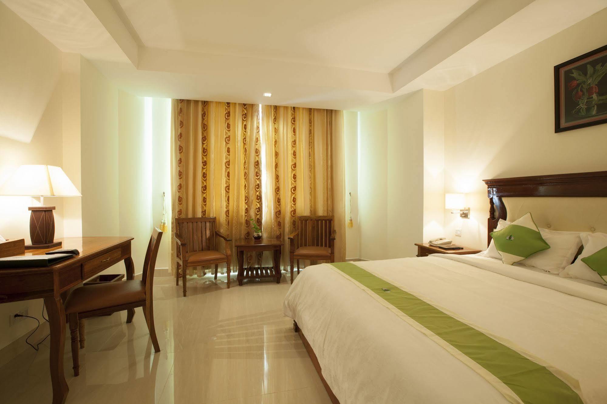 Green Palace Hotel Phnom Penh Dış mekan fotoğraf
